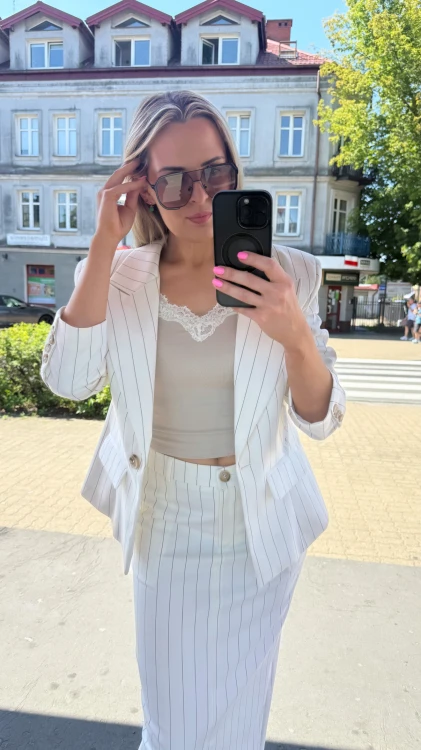 BBB33A3C-CD50-44F5-9E67-8962727D3772.jpeg